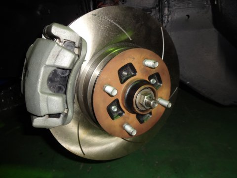 ＡＥ８６用フロント大径ブレーキキット２９４Φ　ローターレス/Front reinforced brake kit large diameter  294Φfor AE86 rotor less